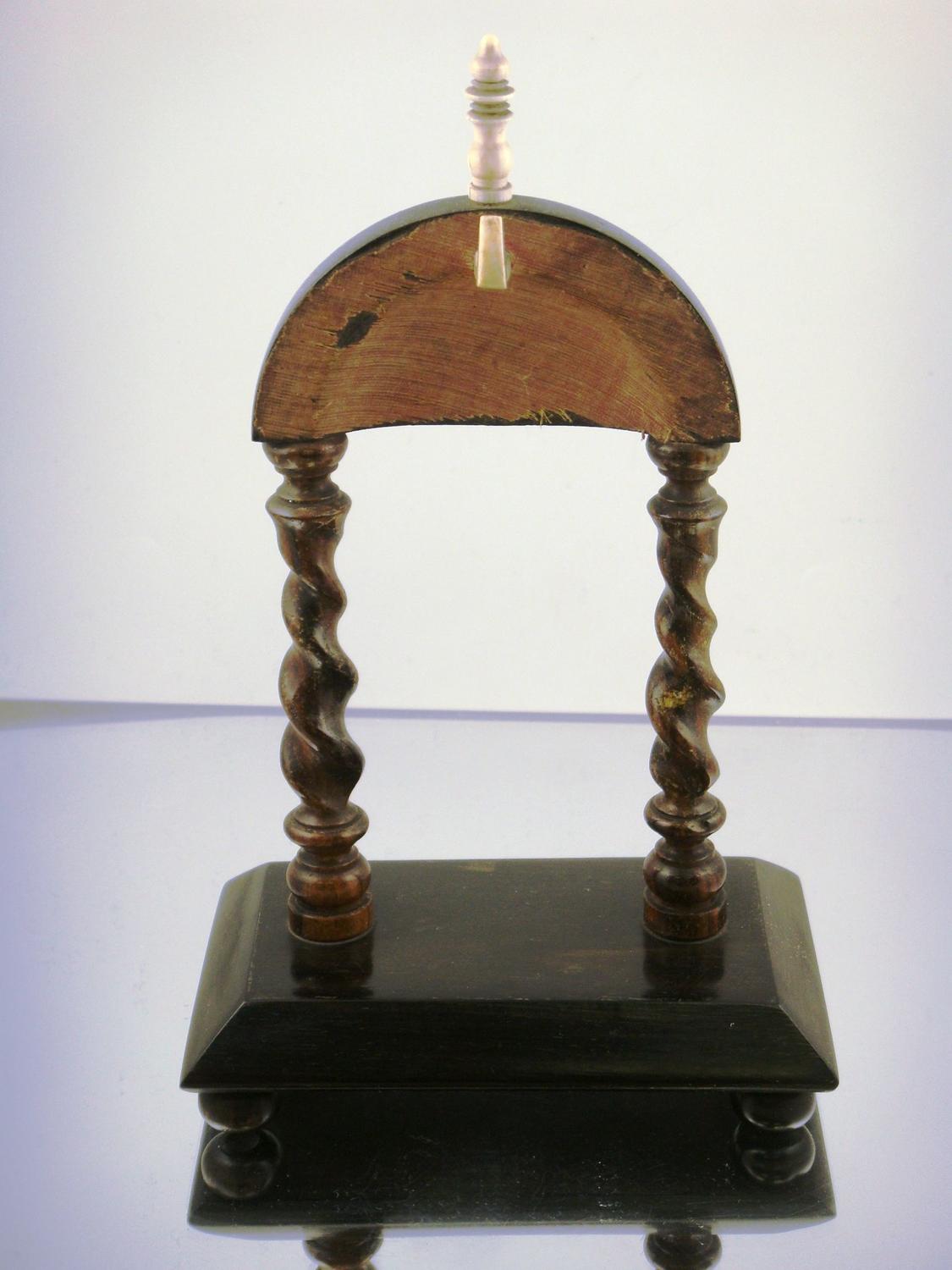 Classic Georgian Pocket Watch Stand. Barley Twist legs. c1810