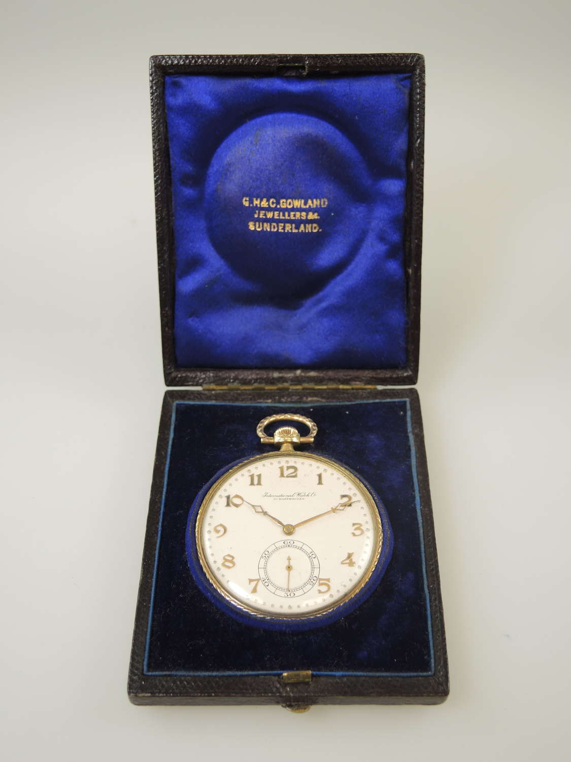14K Gold vintage IWC International Watch Co pocket watch. c1927