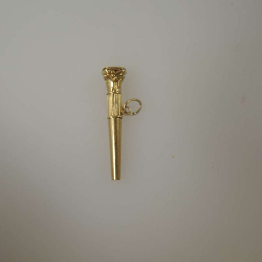Fine Gold pocket watch key c1810
