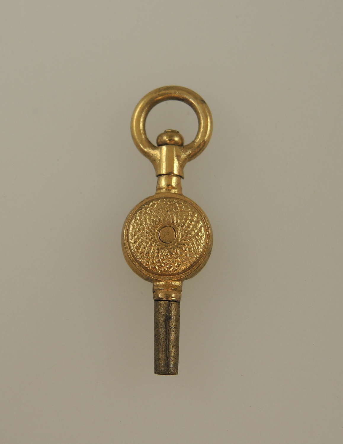 Good quality Victorian gilt pocket watch key c1850