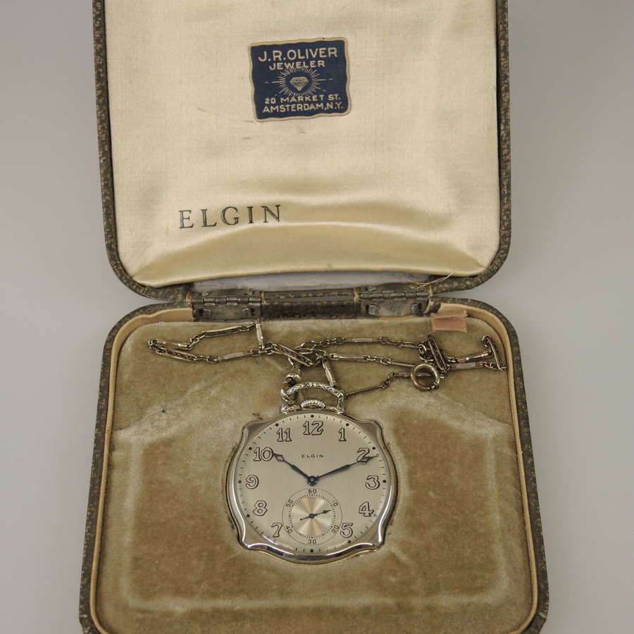 Art Deco vintage Elgin pocket watch with orig box and chain c1927