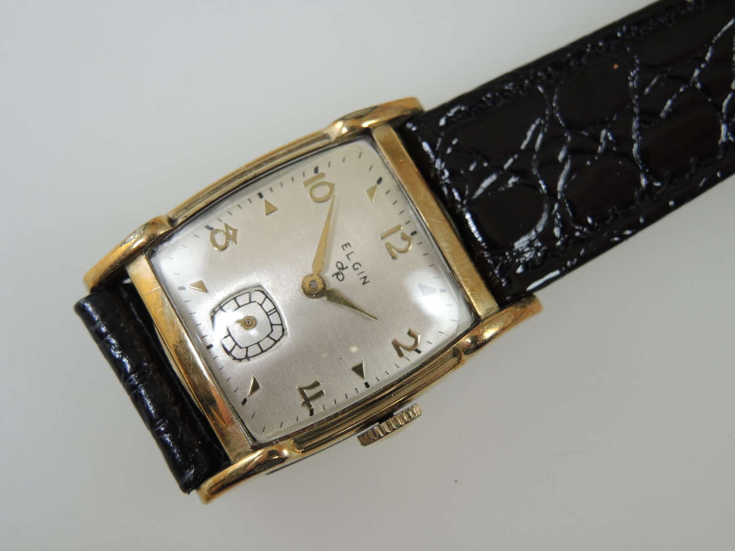 Stylish 17 Jewel Elgin Wrist Watch c1950