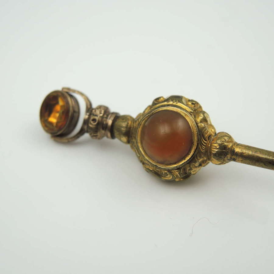 Unusual Double ended pocket watch key with swivel seal circa 1850