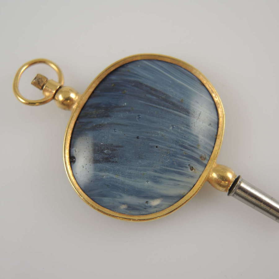 Georgian gilt and blue agate pocket watch key c1810