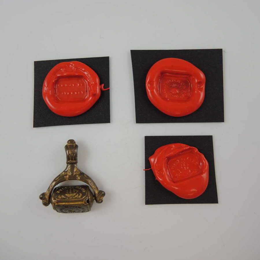 Rare Georgian gilt three sided seal with three intaglios c1800