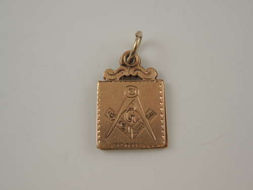 Scarce 9K gold Masonic fob c1919