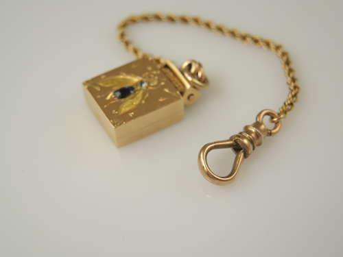Victorian 18K gold Diamond and Sapphire BEE Locket with chain c1880