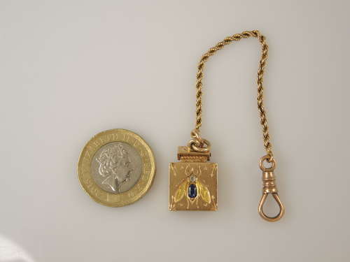Victorian 18K gold Diamond and Sapphire BEE Locket with chain c1880