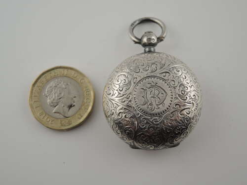 Victorian English silver sovereign case. With horse shoe holder Birmingham 1876