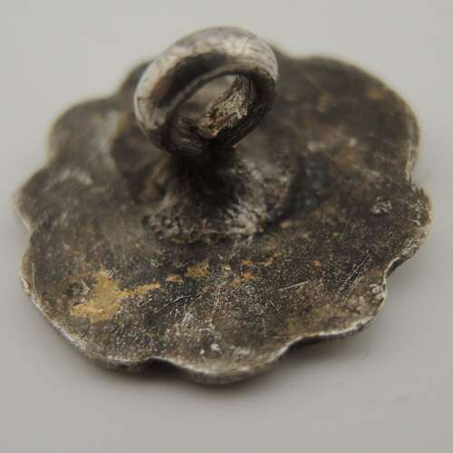 Silver Art Nouveau button c1915