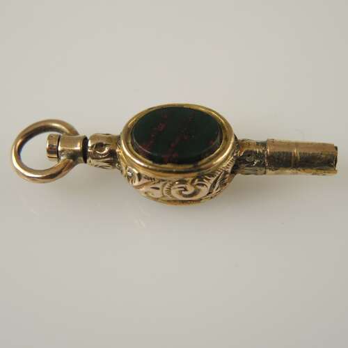 Victorian gilt and agate set pocket watch key c1850