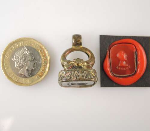 Georgian gilt Seal with a Portrait and name