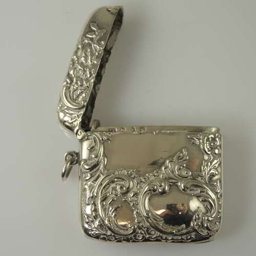 SUPERB Victorian English silver Vesta case with Repousse work c1898